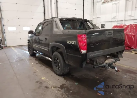 2004 Chevrolet Avalanche 1500 из США, поврежденный, VIN 3GNEK12T84G331446